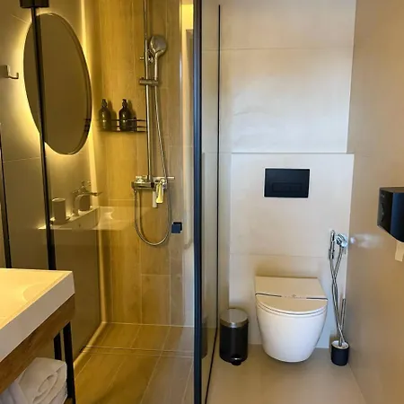 Travy Aparthotel